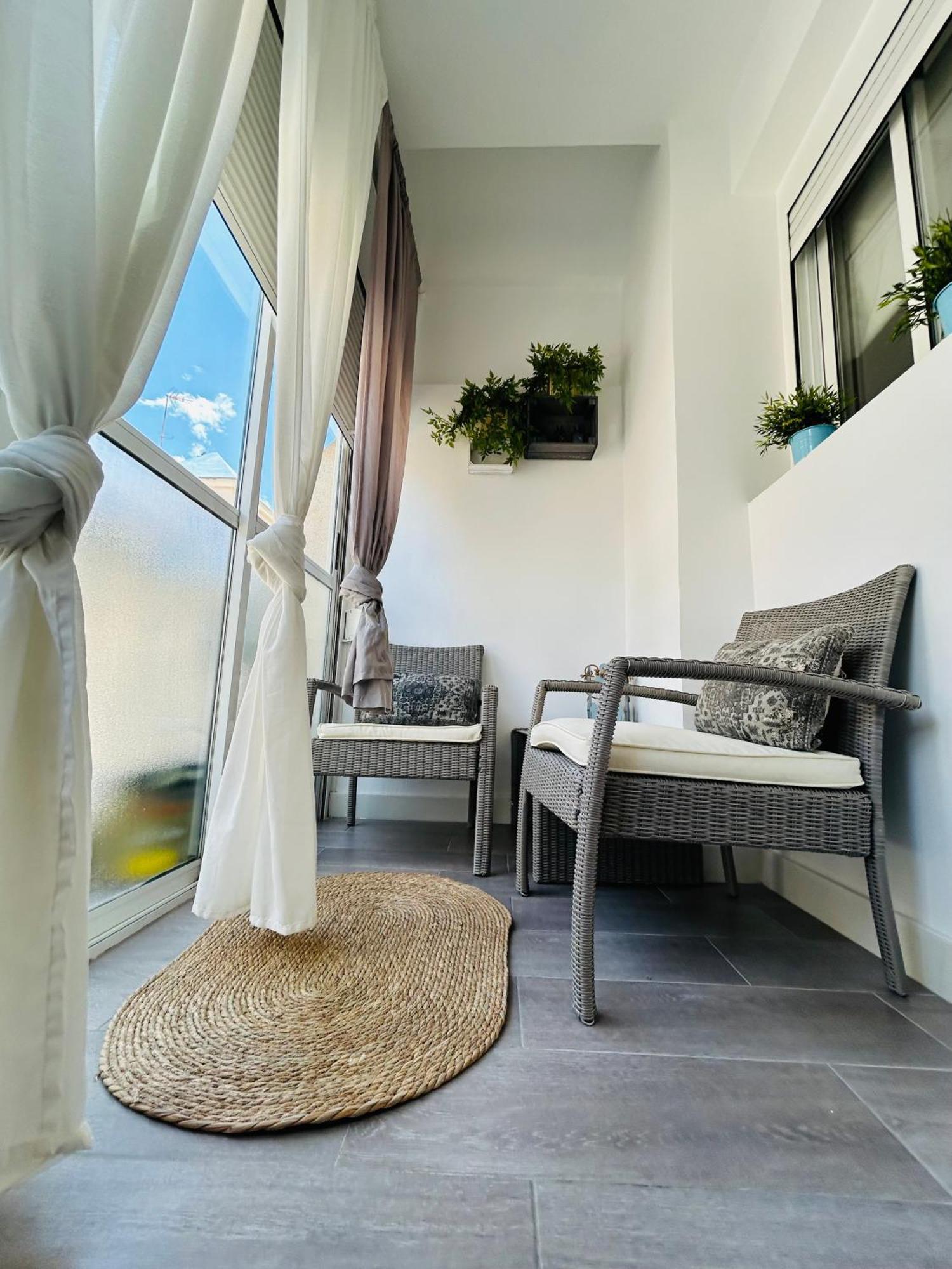 Arenales Beach Boutique Apartment Ареналес-дель-Соль Экстерьер фото